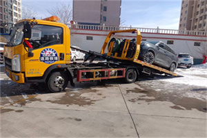 阿拉善左旗救援拖车费用怎么算